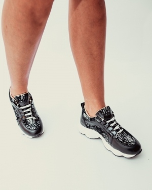 Sneaker ZWA