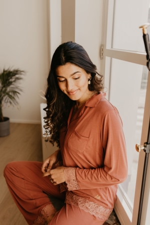 Jasmine DURO