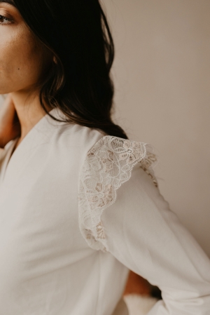 Emanuelle Offwhite