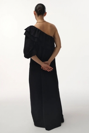 Everly Black