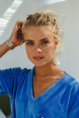 Julia Cobalt blue