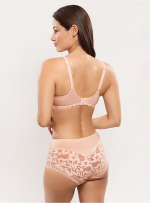 Leila Rose paradis