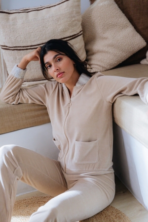 Julia Sand
