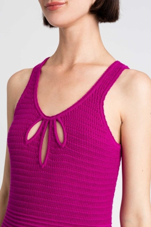  Magenta purple