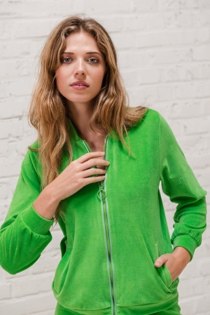 Julia Fresh green