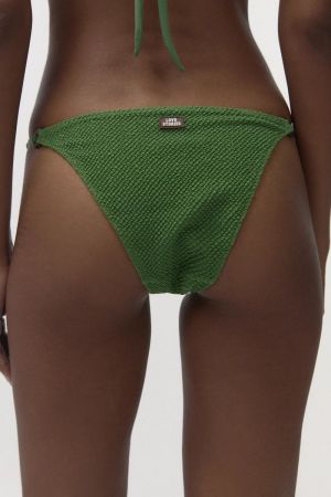 Poppy Green