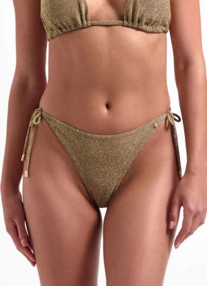 Gold glitter Gold glitter