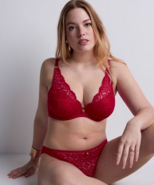 Sense of illusion Red berry