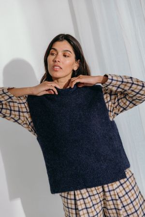 Dina Tricot marine
